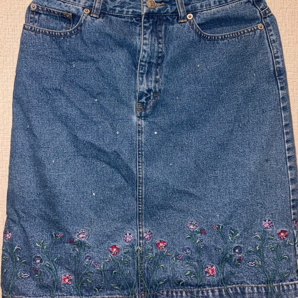 Vintage Tommy Hilfiger Denim Skirt Women's Size 8 Floral Embroidered Jean Y2K
